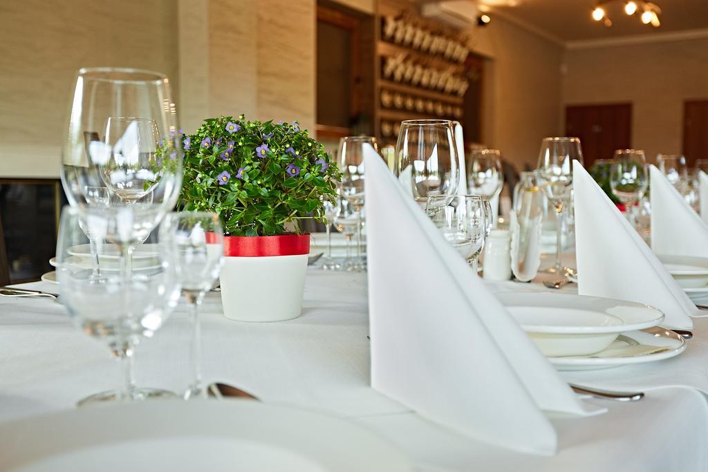 Hotel Styl 70 Pszczyna Εξωτερικό φωτογραφία